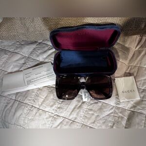 Gucci Core Sunglasses